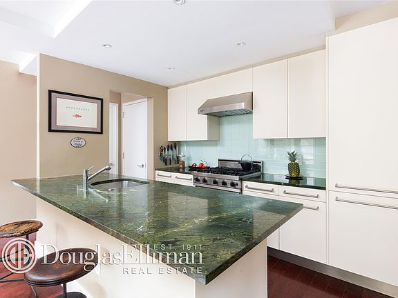 4th image of 50 W 127th St APT 1A