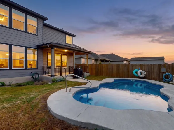 2704 Nueva Cordova, Seguin, TX 78155