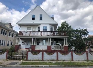 81 Lenox Ave, Providence, RI 02907