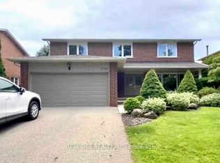 1759 Sherwood Forrest Cir, Mississauga, ON L5K 2H7