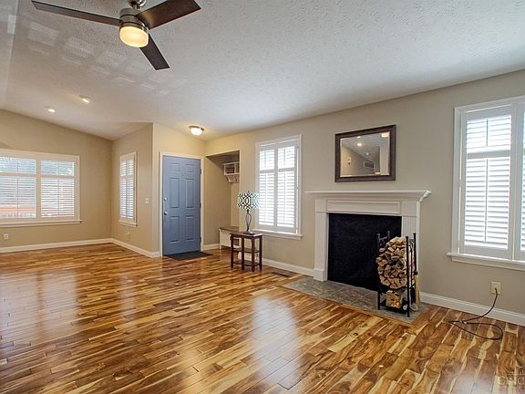 4th image of 7682 Granby Way