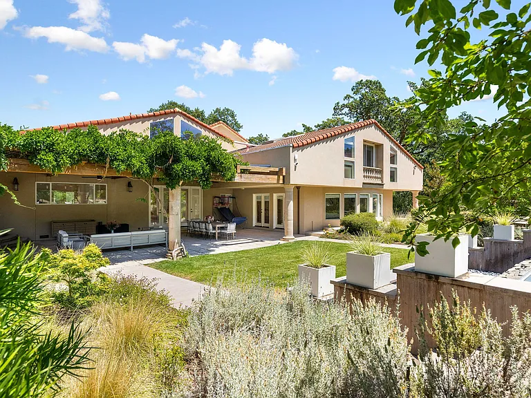 1400 Sobre Vista Dr — Photo 9