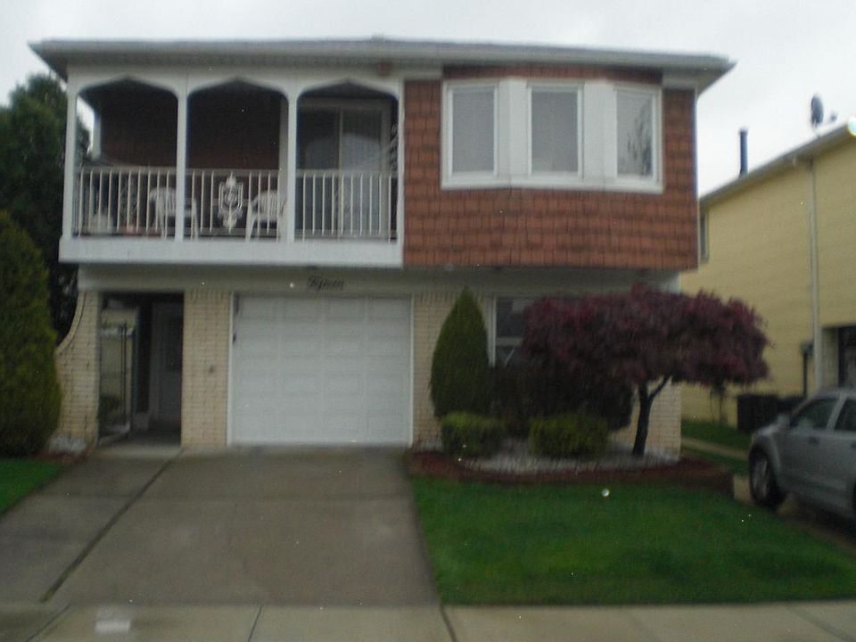 1st image of 15 Rockne St