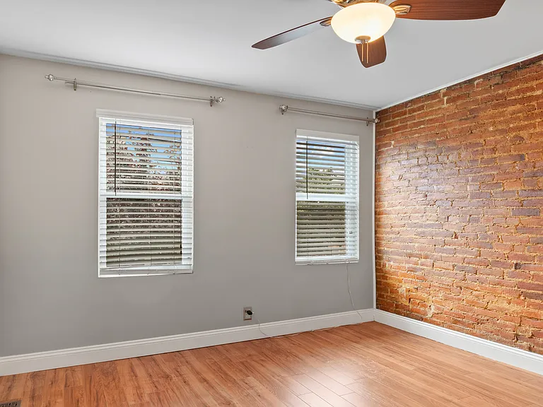 1524 E Clement St — Photo 19