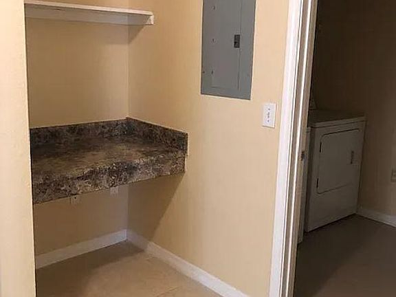 5th image of 10538 Villa View Cir #10538
