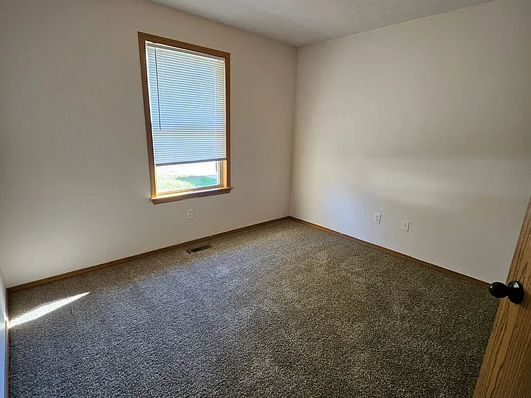 508 Rustic Rdg — Photo 9