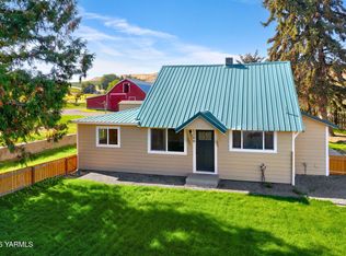 1200 Tibbling Rd, Selah, WA 98942