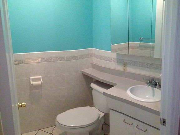 3rd image of 8848 La Crosse Ave APT 2