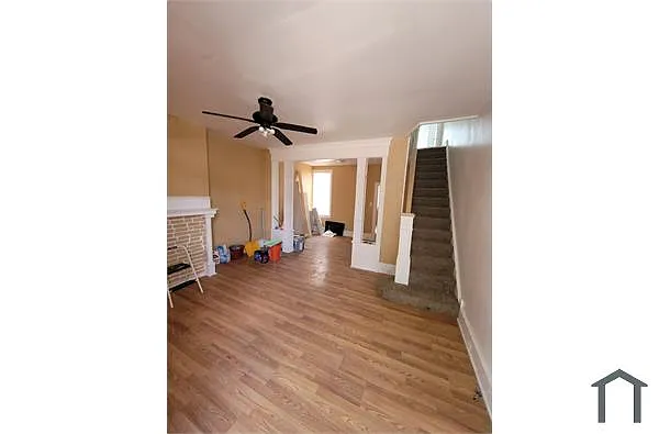 3824 N 8th St photo 1