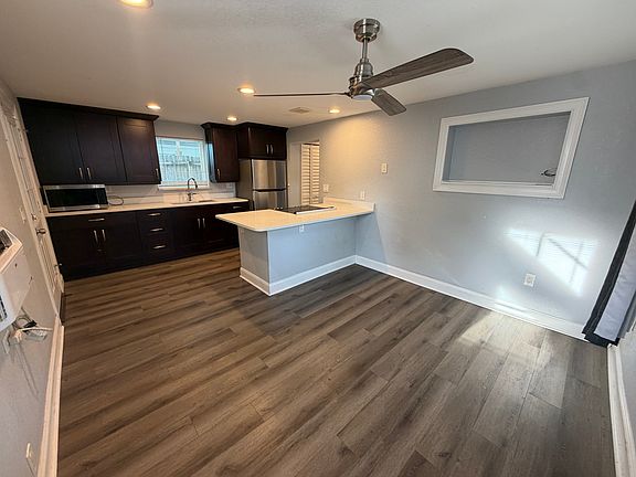 3rd image of 530 35th Ave N #2