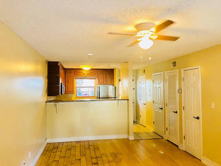 2302 Maki Rd — Photo 5