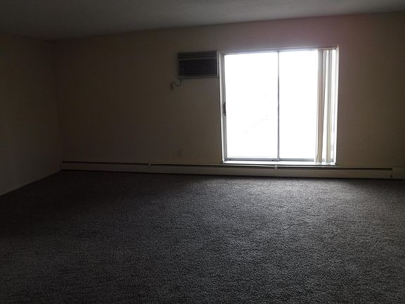 2nd image of 1277 Cove Ave APT 401