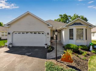 5451 Carleton Lake Dr, Lockport, NY 14094