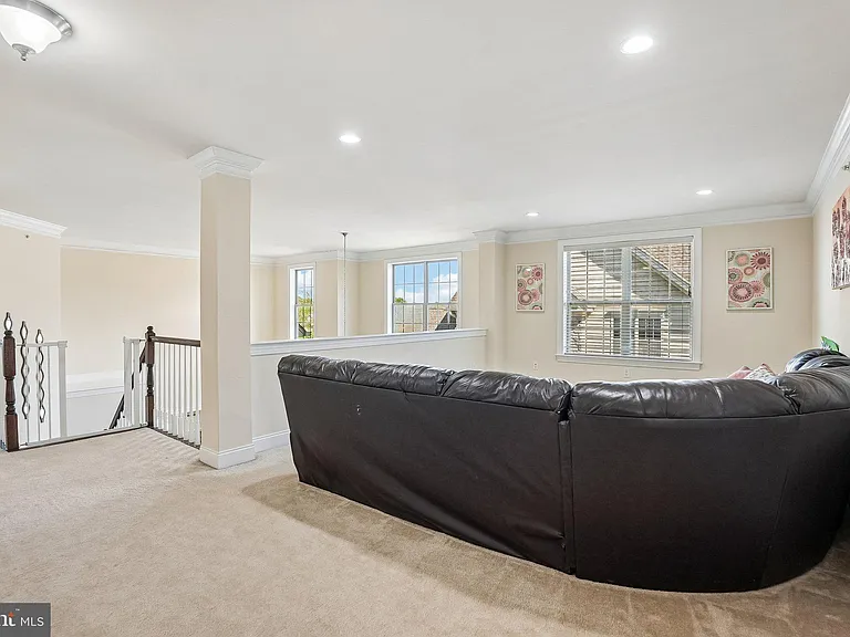 3045 Rainer Rd — Photo 27