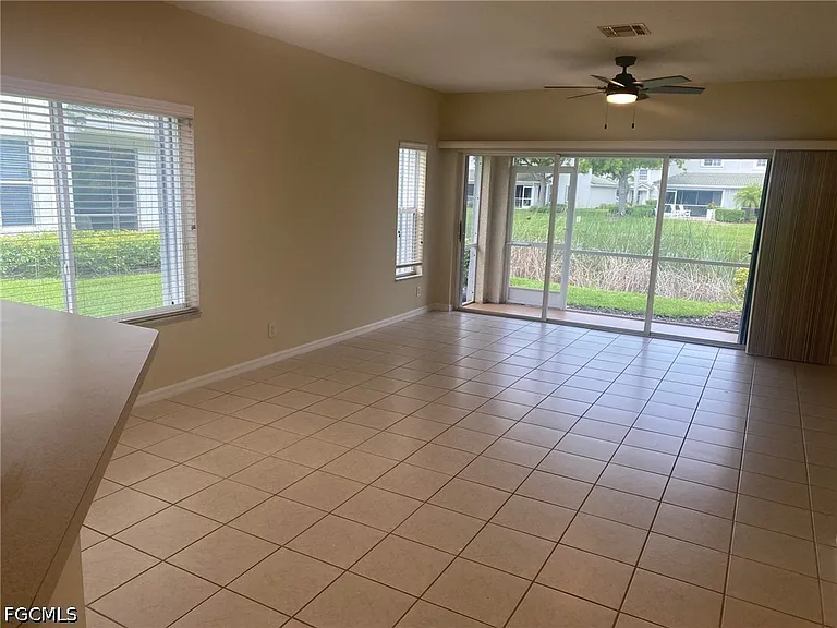 8240 Pacific Beach Dr — Photo 17
