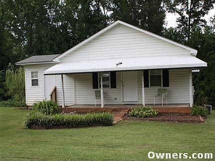3BDR/1BA completely remodeled 920sqft. home