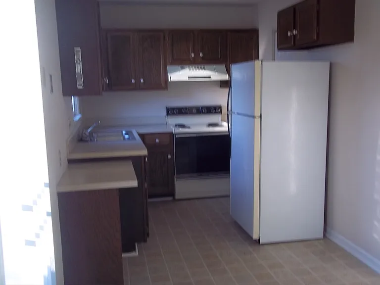 223 Cross Keys Dr — Photo 4