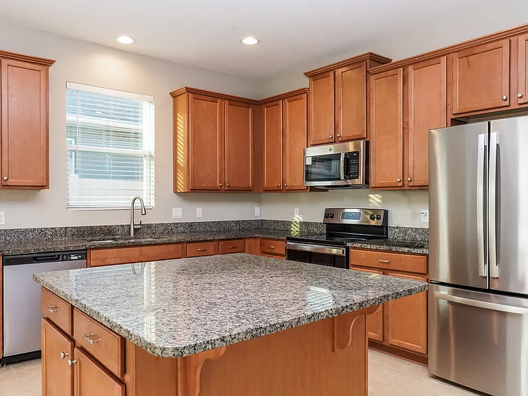 1859 Castleton Dr — Photo 5