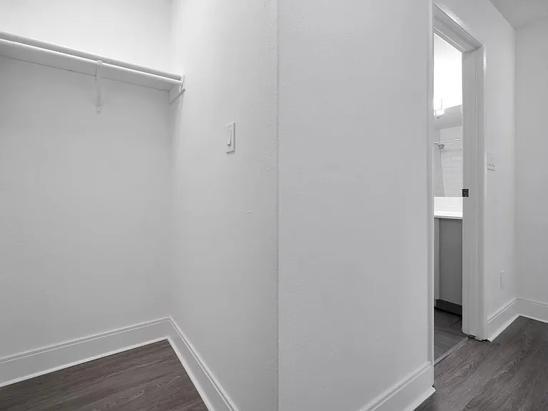 21 Prideaux St #407 — Photo 5