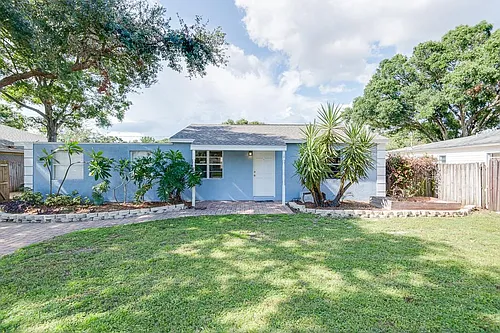 4227 W Bay View Ave Photo 1