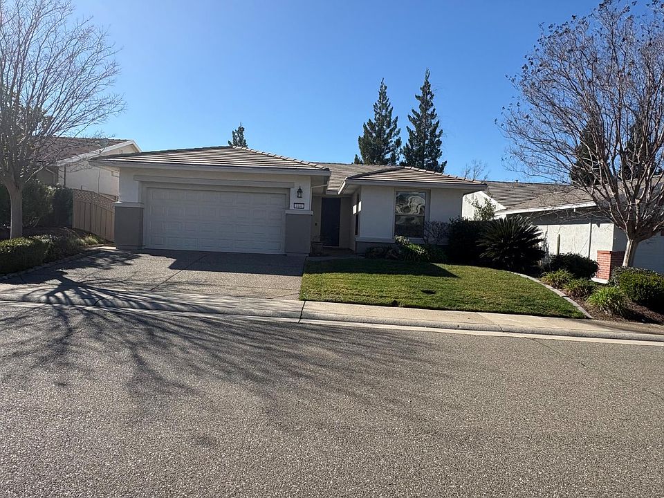 1st image of 1848 Blackbird Ln