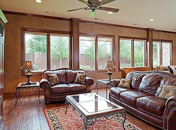 5th image of 11448 Altamont Dr