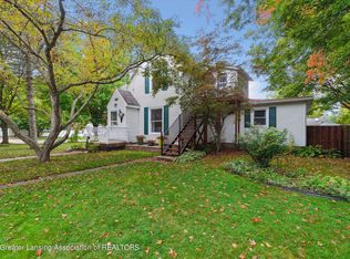 426 Jackson St, Grand Ledge, MI 48837