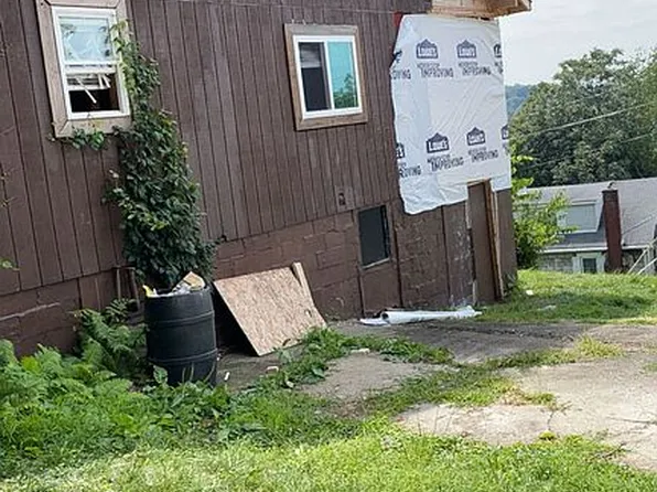 1804 4th St, Connellsville, PA 15425