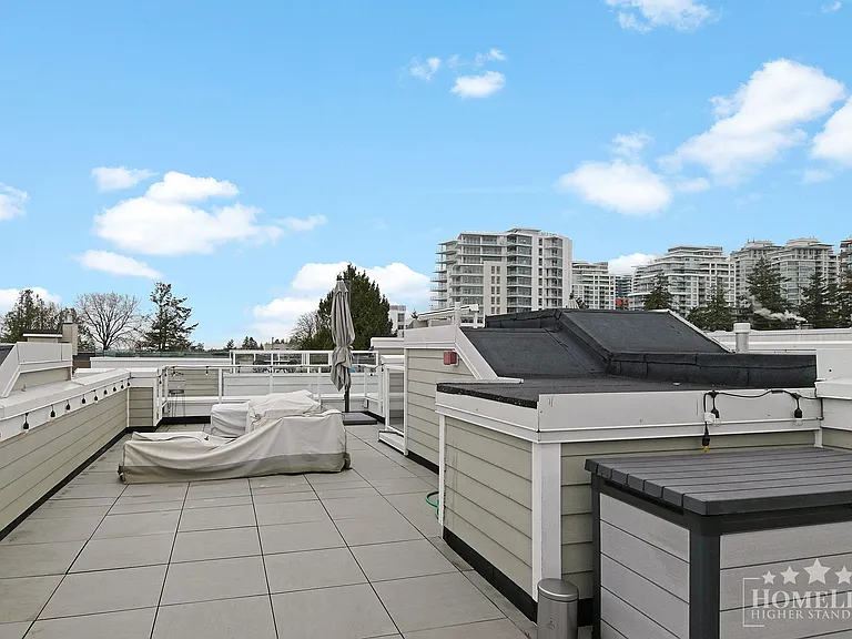 1321 Fir St #2 — Photo 24