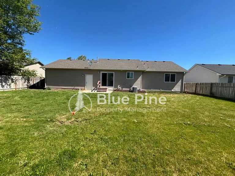 3904 E Lorna Ave — Photo 28
