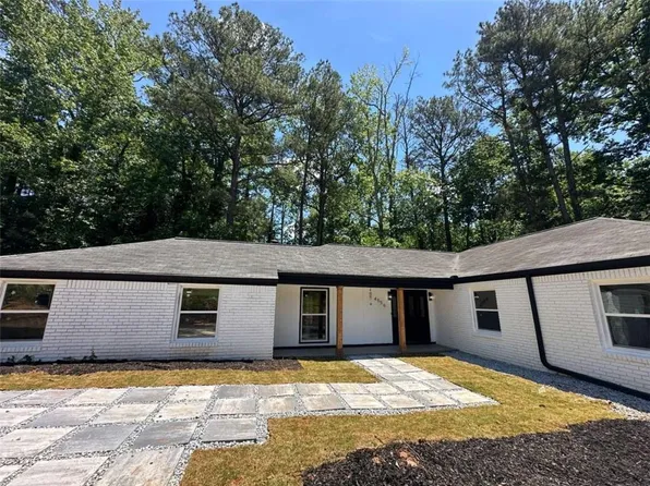 4559 Pembroke Dr SW, Smyrna, GA 30082