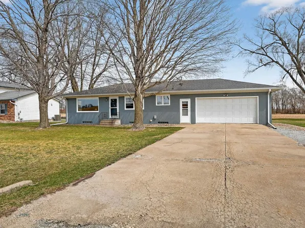 5839 Foulk Rd, Waterloo, IA 50702