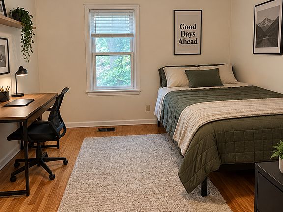 3rd image of 207 Main St #B