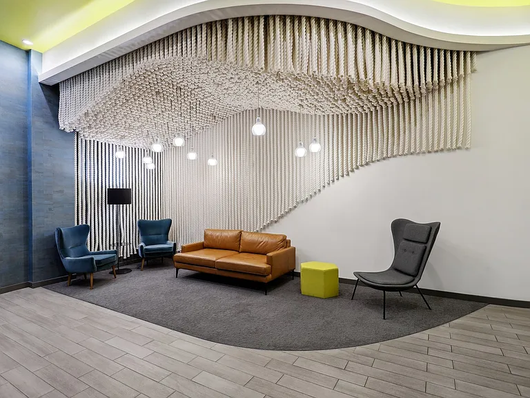 HUB 9 — Photo 55