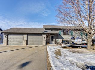116 Elm St, Combined Locks, WI 54113