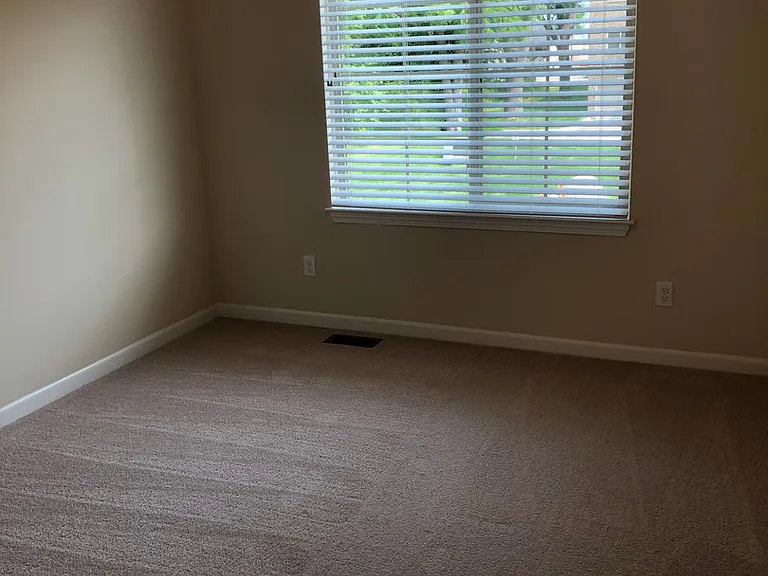 8269-8331 Promenade Cir — Photo 10
