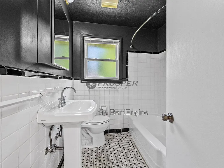 2 Burgundy Dr — Photo 22