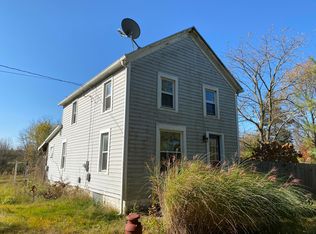 8669 Hudson Rd, Pittsford, MI 49271