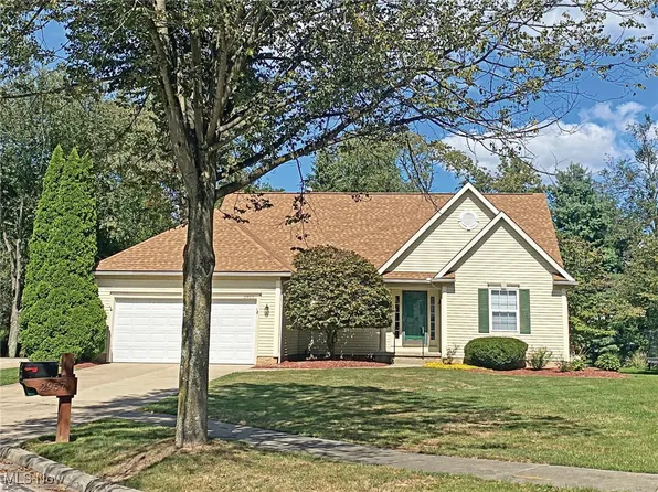 2957 Greenspire Ln, Akron, OH 44333