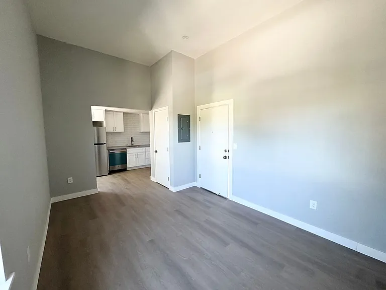 123 S K St — Photo 6