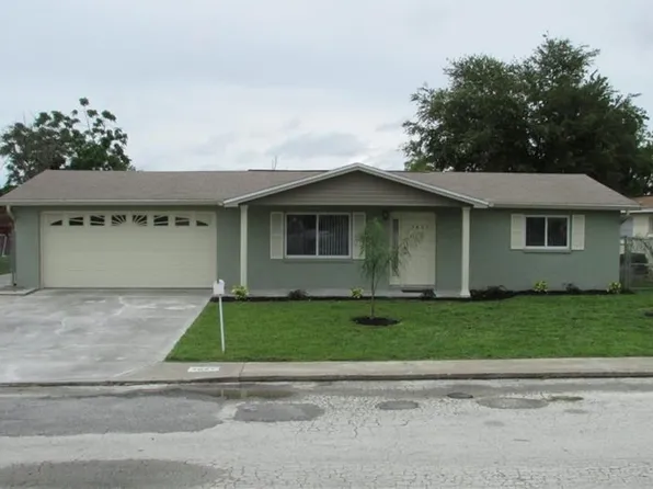 7021 Heath Dr, Port Richey, FL 34668