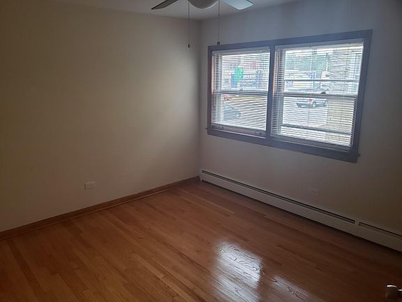 2nd image of 3522 Oak Park Ave APT 1F