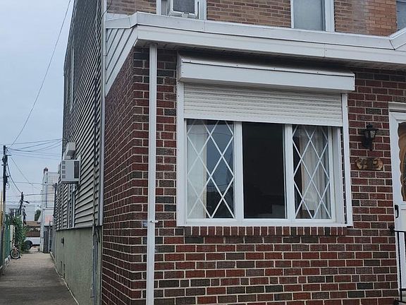 2nd image of 4412 Edgemont St