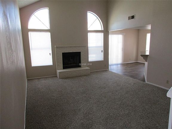 3rd image of 1109 Coral Isle Way