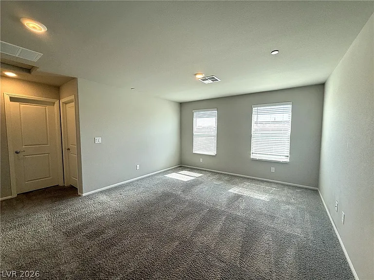 522 Spy Rock Ave — Photo 9