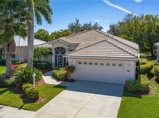 2060 Rio Nuevo Dr, North Fort Myers, FL 33917