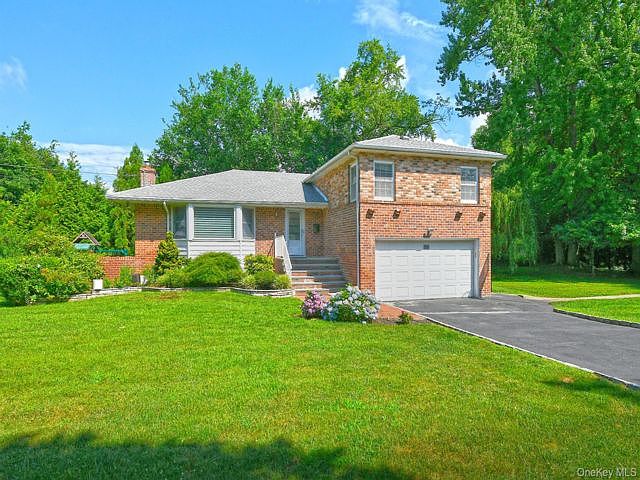 1st image of 2 Cherrywood Ln