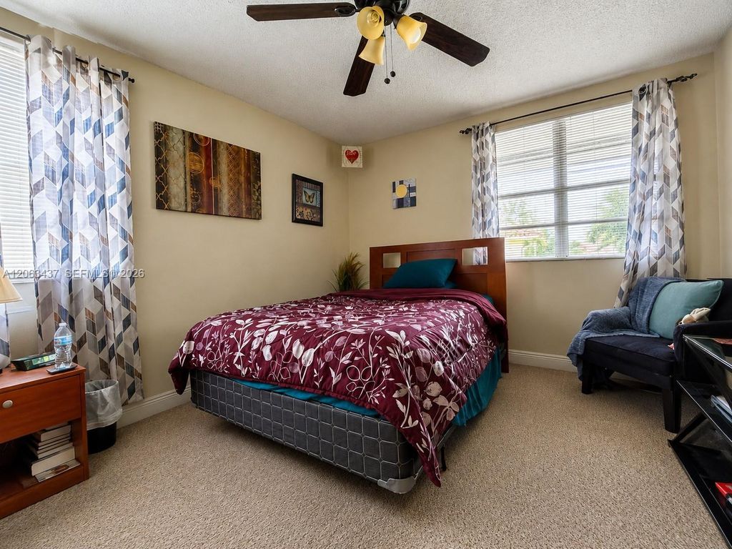 1239 SW 46th Ave APT 904, photo 8