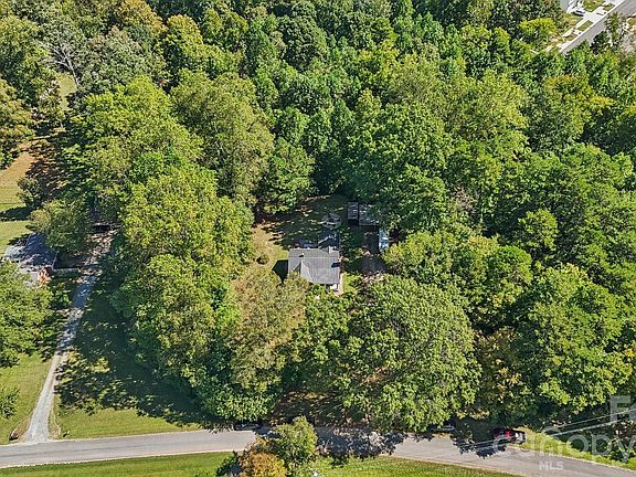4th image of 4416 McClure Rd