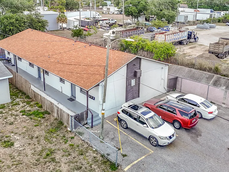 5401 65th Ter N #B — Photo 26